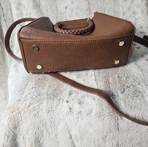 Madison West - Picture 6 of 9